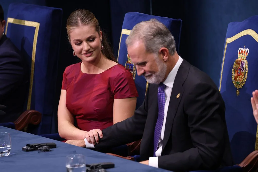 Leonor y Felipe VI en los Premios Princesa de Asturias.