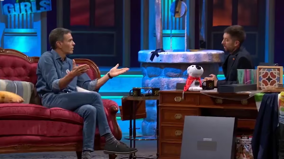 Pedro Sánchez conversa con David Broncano en La Revuelta
