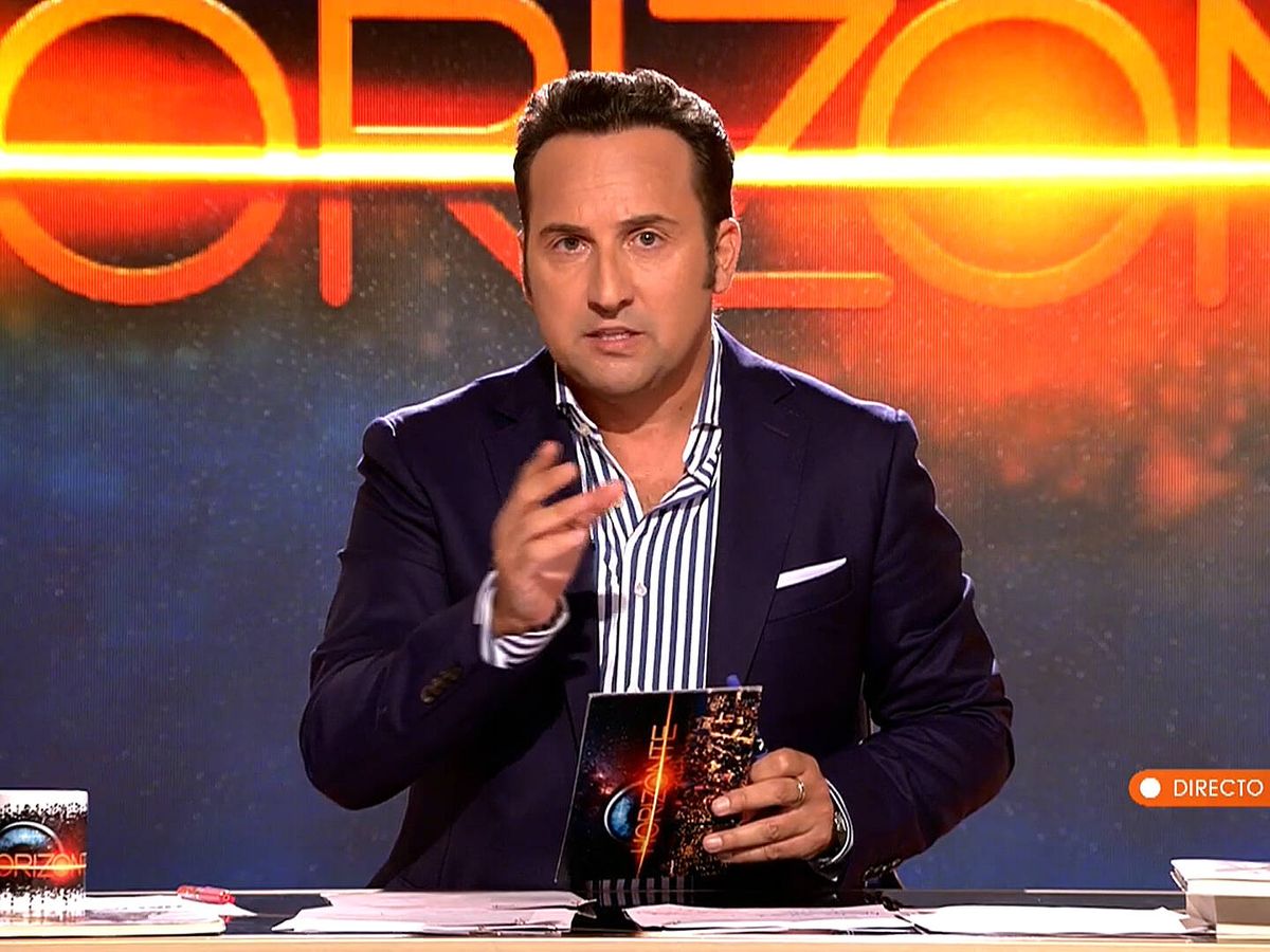 Iker Jiménez en el plató de Horizonte