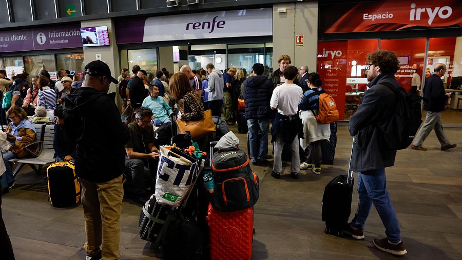Viajeros en Santa Justa